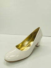 Load image into Gallery viewer, Marc London 6361 Low Chunky Heels