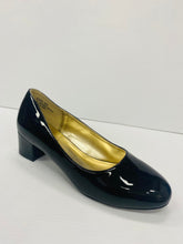 Load image into Gallery viewer, Marc London WIDE WIDTH 6530 Low Chunky Heels