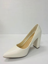 Load image into Gallery viewer, BAMBOO BELLFLOWER-81 Chunky Heels