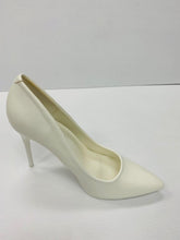 Load image into Gallery viewer, Bella Luna FABIO Dressy Pumps