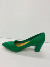 Load image into Gallery viewer, Marc London WIDE WIDTH 6530 Low Chunky Heels