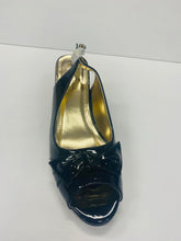 Load image into Gallery viewer, Marc London WIDE WIDTH 6479 Low Chunky Heels
