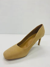 Load image into Gallery viewer, Anne Michelle DEVELOP-01 Dressy Pumps
