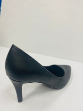 Load image into Gallery viewer, TOP MODA TUESDAY-1 Dressy Pumps
