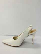 Load image into Gallery viewer, BAMBOO AMBROSE-01 Chunky Heels
