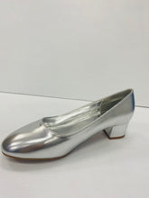 Load image into Gallery viewer, Marc London WIDE WIDTH 6530 Low Chunky Heels
