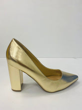 Load image into Gallery viewer, BAMBOO BELLFLOWER-81 Chunky Heels
