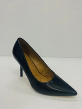 Load image into Gallery viewer, Anne Michelle Flora-01 Dressy Pumps
