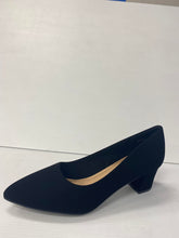 Load image into Gallery viewer, TOP MODA Comfort HONOR-1 Low Chunky Heels
