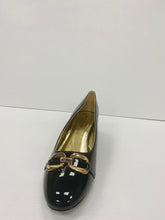 Load image into Gallery viewer, Marc London WIDE WIDTH 6533 Low Chunky Heels
