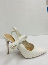 Load image into Gallery viewer, Anne Michelle WILDFLOWERS-05 Dressy Pumps
