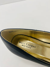 Load image into Gallery viewer, Marc London WIDE WIDTH 6530 Low Chunky Heels

