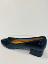 Load image into Gallery viewer, BAMBOO TWISTING-01 Low chunky Heels
