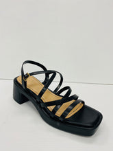 Load image into Gallery viewer, BAMBOO HAL0-8 Platform Sandals

