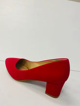 Load image into Gallery viewer, TOP MODA Comfort HONOR-1 Low Chunky Heels

