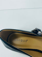Load image into Gallery viewer, BAMBOO TWISTING-02 Low Chunky Heels
