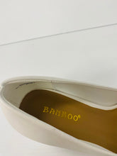 Load image into Gallery viewer, BAMBOO MODE-05 Low Chunky Heels

