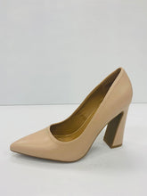 Load image into Gallery viewer, Anne Michelle ZENON-01 Chunky Heels
