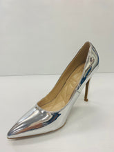 Load image into Gallery viewer, Anne Michelle Symbolic-01 Dressy Pumps
