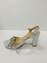 Load image into Gallery viewer, Stunning-38
