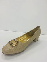 Load image into Gallery viewer, Marc London WIDE WIDTH 6634 Low Chunky Heels
