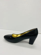 Load image into Gallery viewer, Marc London 6361 Low Chunky Heels
