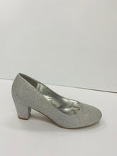 Load image into Gallery viewer, Marc London 6361 Low Chunky Heels
