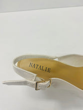 Load image into Gallery viewer, NATALIE 6621 Low Chunky Heels
