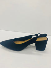Load image into Gallery viewer, Marc London WIDE WIDTH 6479 Low Chunky Heels
