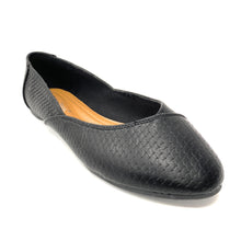 Load image into Gallery viewer, Nature Breeze NOELLE-02 Black PU
