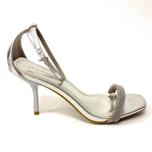 Load image into Gallery viewer, Anne Michelle SHARPEN-06
