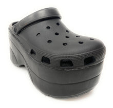 Load image into Gallery viewer, Cape Robbin Gardener
