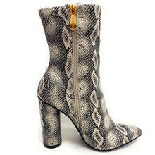 Load image into Gallery viewer, Cape Robbin PAW-45 Snake
