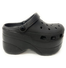 Load image into Gallery viewer, Cape Robbin Gardener
