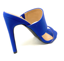 Load image into Gallery viewer, Charlotte Russe TRISTAN
