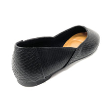 Load image into Gallery viewer, Nature Breeze NOELLE-02 Black PU
