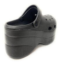 Load image into Gallery viewer, Cape Robbin Gardener
