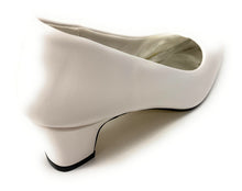 Load image into Gallery viewer, Pierre Dumas MODA-9
