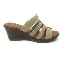 Load image into Gallery viewer, Italian Shoemakers Clover
