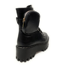 Load image into Gallery viewer, Women side pocket flat bootie Bamboo Staging-21
