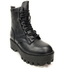 Load image into Gallery viewer, Bamboo Staging-19 Platform bootie
