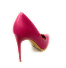 Load image into Gallery viewer, Mata Shoes Controversial
