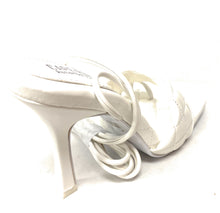 Load image into Gallery viewer, WOMEN high heel MOTIF wrap around
