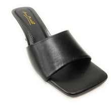 Load image into Gallery viewer, Women Wide Band ALIGN-03 soft PU
