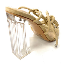 Load image into Gallery viewer, Yoki Fashion Thrill
