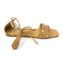 Load image into Gallery viewer, Anna Laceup-2
