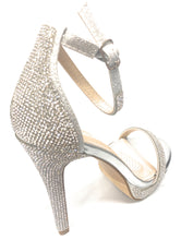 Load image into Gallery viewer, FOREVER WOMEN HIGH HEEL SANDAL RHINESTONE HIGHLIGHT-98
