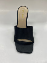 Load image into Gallery viewer, DREAMING-03 SQUARE TOE MULE W/INSET HEEL

