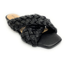 Load image into Gallery viewer, Bamboo Kick-61 BLKSPU
