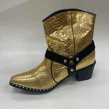 Load image into Gallery viewer, Women gold cowgirl boots Fighter
